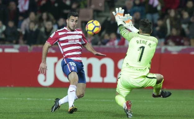 Joselu y Machís siguen sin integrarse en la dinámica de grupo