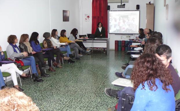 La sesión se ha celebrado en una de las salas del CEP. /IDEAL GUADIX