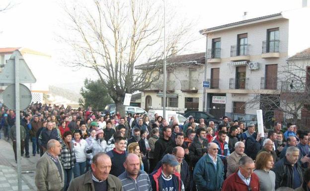 Manifestación de vecinos por la carretera, en meses pasados.