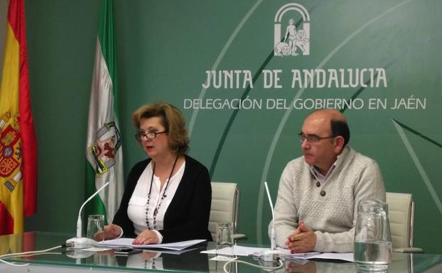 La delegada y el gerente./