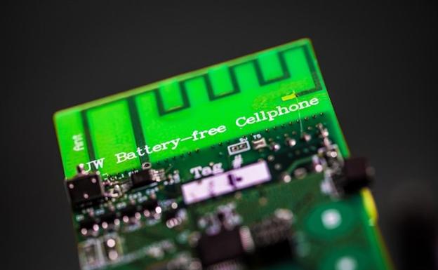 Así funcionará el teléfono móvil que no necesita batería