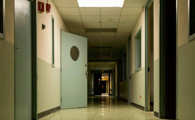 El paciente de un psiquiátrico se hace pasar por médico durante 15 meses