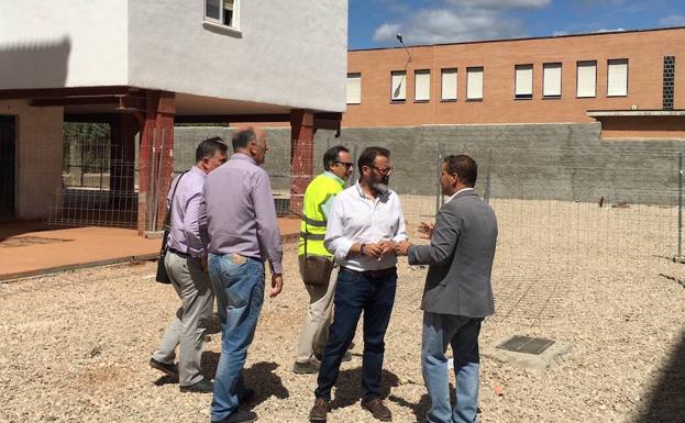 Casi 1.000 familias residentes en viviendas de la Junta en Jaén se benefician de las obras de rehabilitación ejecutadas