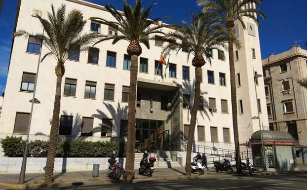 La Fiscalía pide 9 años para el acusado de abusos a una menor que empleó en su casa, pero no acusa a la madre