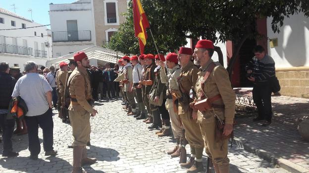 Recreación en las calles de Lopera. /M. H.