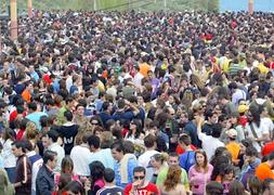 Vista de una Fiesta de la Primavera anterior. / F. J. CANO/