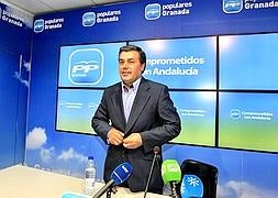 Fernández ha comparado la situación con las desavenencias de un matrimonio.:: RAMÓN L. PÉREZ/