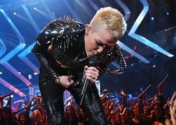 Miley Cyrus, desatada en su puesta en escena en los premios MTV Video Awards 2013