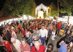Imagen del ferial en Corpus. :: A. A./