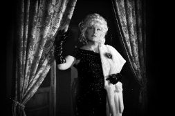 Margot, protagonista del culebrón granadino 'Mrs. Carrington'. / IDEAL/