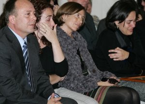 Alberto Elvira, Raquel Jiménez, Vera Abraham y María del Mar Mouriño en el acto de homenaje. :: JOSÉ JUAN MULLOR/