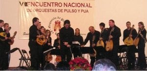 La orquesta granadina de plectro La Torre del Alfiler. ::
IDEAL/