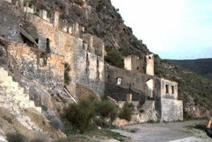 Aspecto actual de las Minas del Carmen en las inmediaciones de El Marchal de Antón López, en Enix./