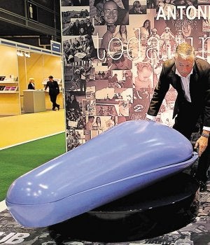 Imagen de Funermostra, certamen internacional de productos y servicios funerarios celebrado en 2009 en Valencia. :: EFE/