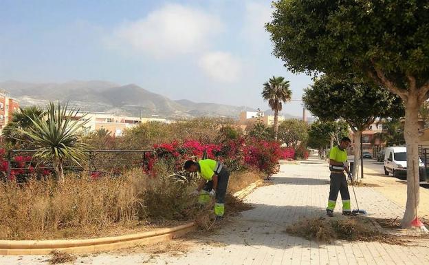 Cortés anuncia un giro "de 180 grados" para los jardines de Adra
