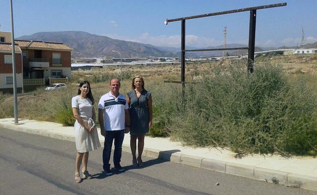 Adra «tiende la mano» a la Junta para que retome la futura guardería de La Curva