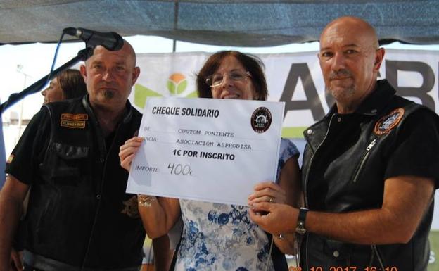 Una puesta de largo motera con tintes solidarios