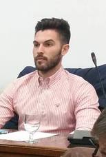 Adrián Pérez renuncia a su acta de concejal en el Ayuntamiento