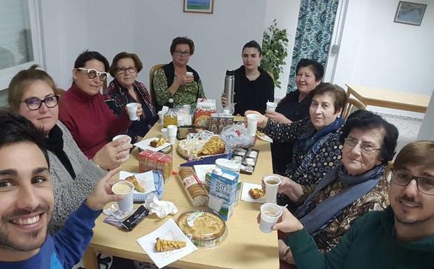 Aprende a bordar 'como los ángeles' en Adra