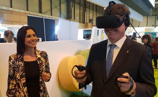 Adra logra captar la atención de «empresas y particulares» en Fitur
