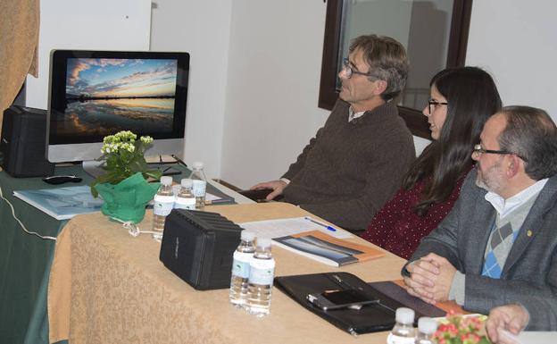 Laujar presenta un libro con imágenes, poemas y ‘latido’