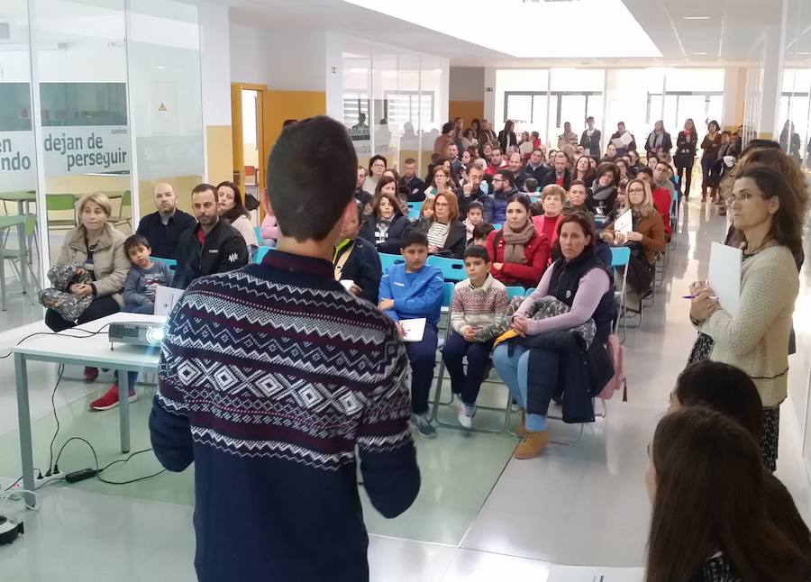 Jornada de puertas abiertas en el colegio Nuestra Señora de Gádor