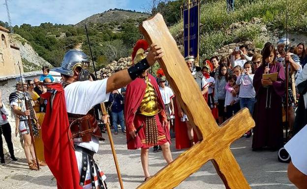 Laujar de Andarax ultima los detalles para representar mañana el Vía Crucis Viviente
