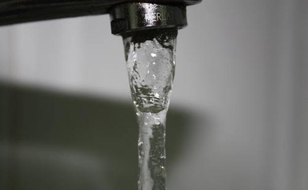 El agua potable llega mañana a la barriada de La Alquería