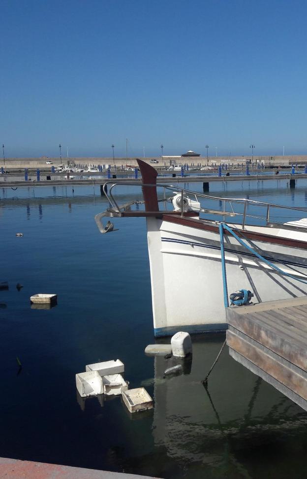 Se buscan anónimos para limpiar fondos marinos