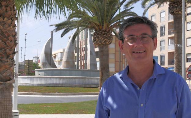 El alcalde de Adra afronta un nuevo curso «cargado de proyectos municipales»