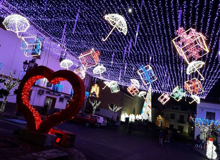 Fondón, imagen de 1.500 postales de Navidad