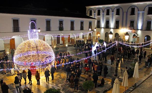 Berja da la bienvenida a la Navidad