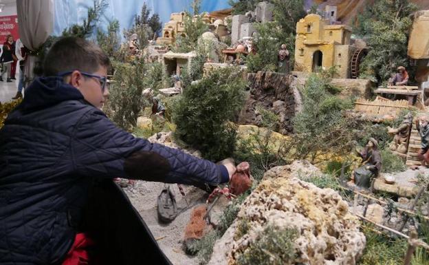 El Belén Municipal se puede visitar en el Centro Cultural