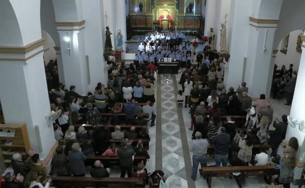Villancicos del mundo en las voces del coro Pedro de Mena