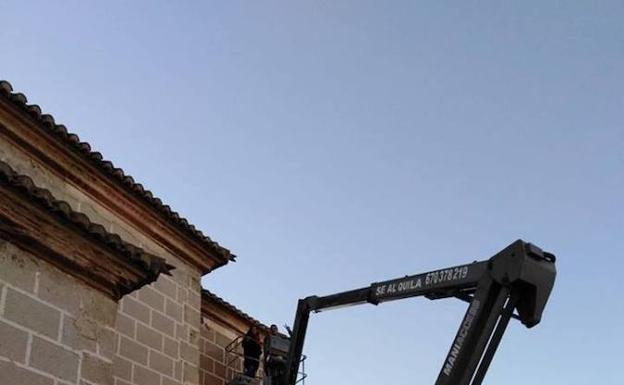 Alcolea afronta a pulmón la rehabilitación de su ermita