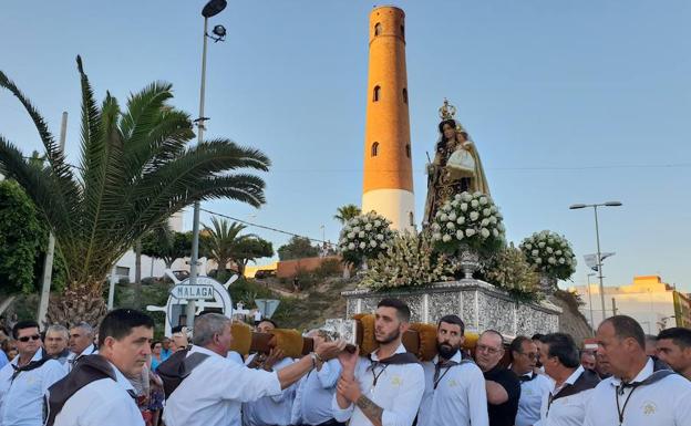 La Virgen del Carmen abandona la parroquia de Adra para ser restaurada en Sevilla