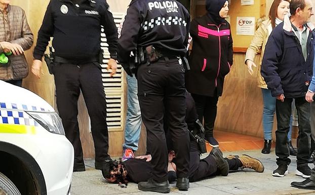 Detenido tras intentar secuestrar a una mujer en Adra