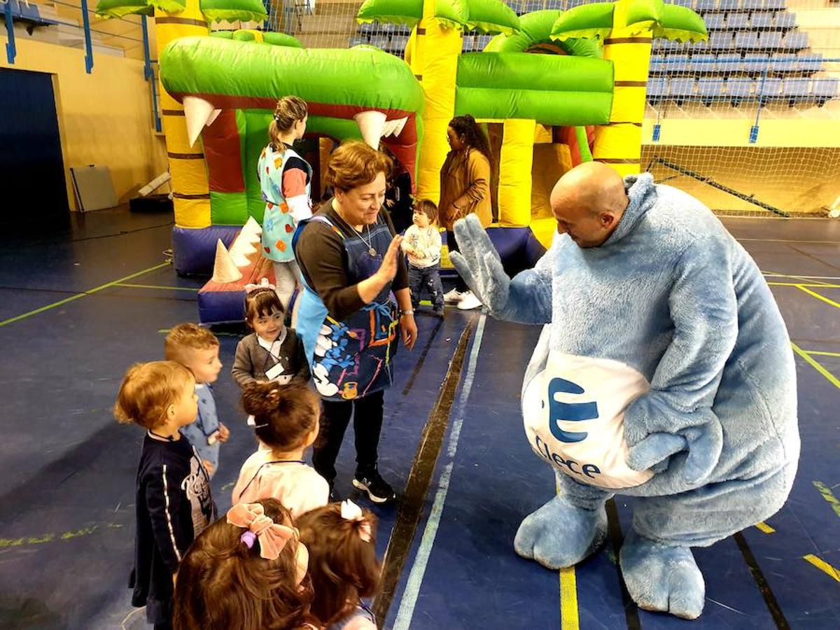 Adra celebra la tercera edición de la Feria Infantil