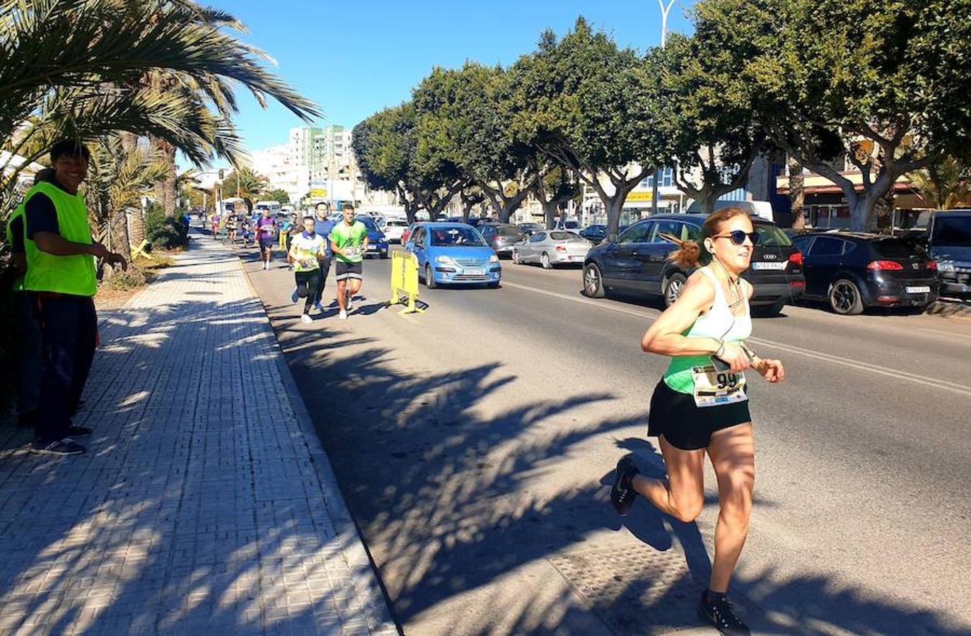 Más de 350 corredores se dan cita en la carrera Ciudad de Adra