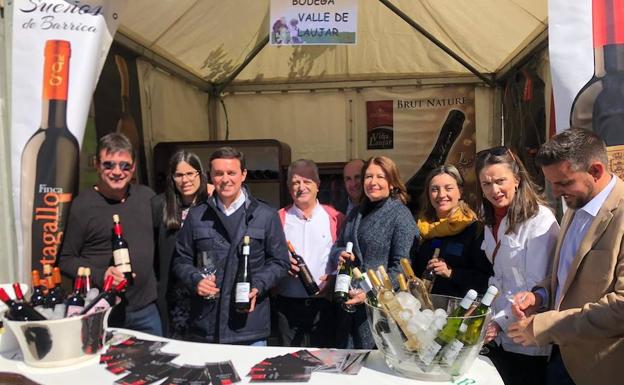 La consejera de Agricultura, presente en la Feria del Vino
