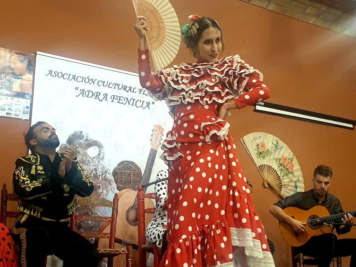 El flamenco despierta en Adra