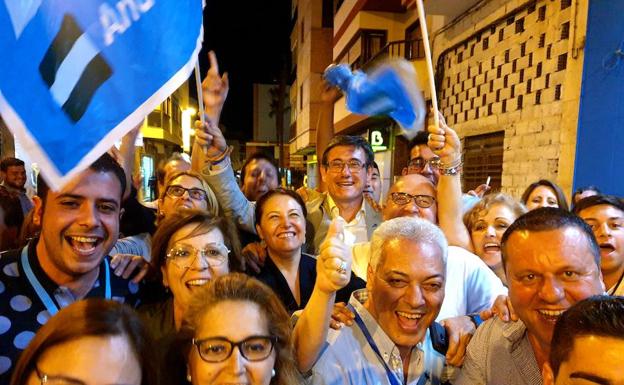 El PP gana en Adra y se queda a las puertas de la mayoría absoluta