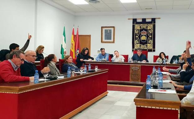 Adra destina más de 60.000 euros a renovar el salón de plenos de la Casa Consistorial