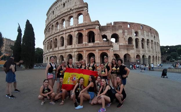Adra Baila, plata en Roma