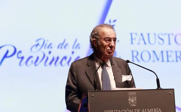 Pésame institucional por el fallecimiento de Fausto Romero