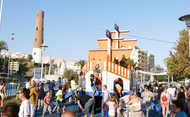 Adra estrena parque para niños y mayores