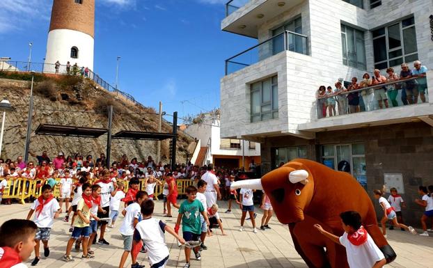 Adra clausura su feria con la bendición de San Nicolás