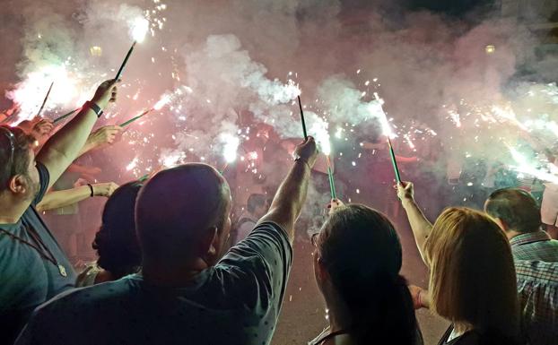Tradición cohetera en Dalías