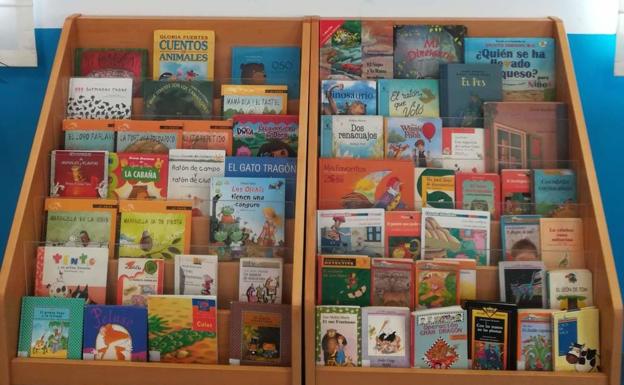 La Biblioteca Municipal de Adra celebra el viernes el Día de las Mascotas