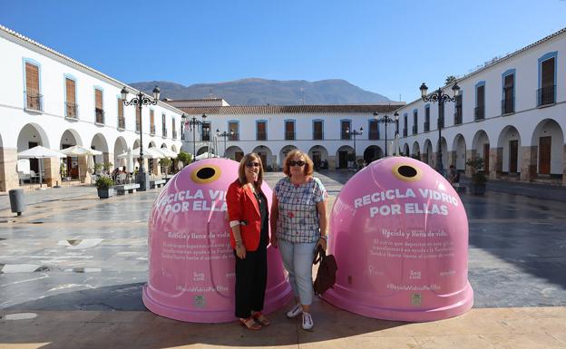 Berja recicla 'por ellas'